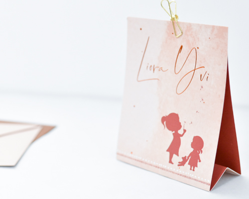 Tentkaartje met koperfolie meisje geboortekaartje